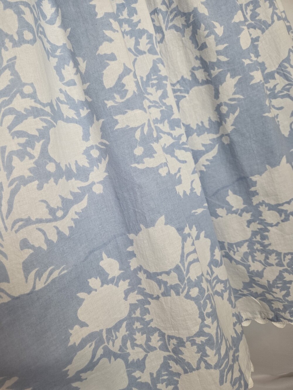 Blue And White Floral Tie Shoulder Cotton Dress - Picture 8 of 14